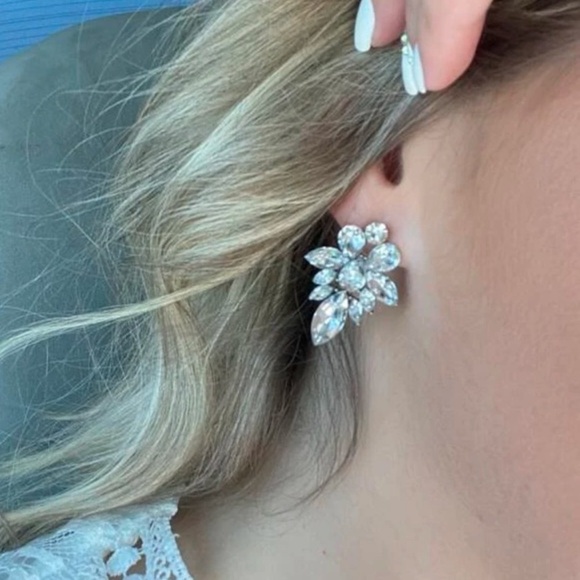 Matching BRIDESMAID rhinestone earrings New 4 pack bundle - Picture 4 of 7